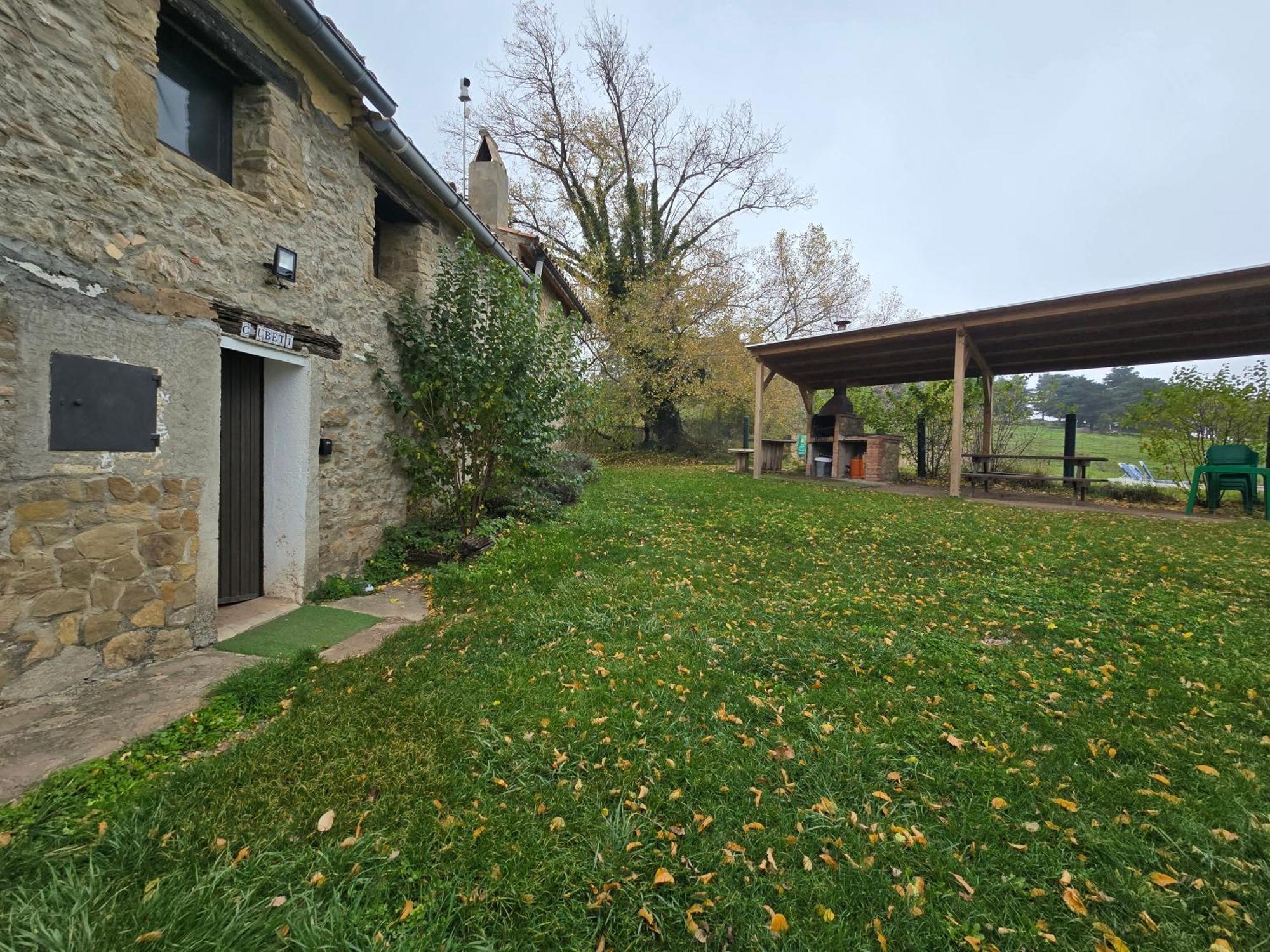 Complex Rural Can Caubet Berga Esterno foto
